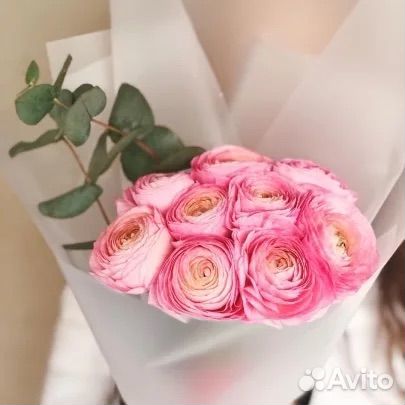 Букет ранункулюс