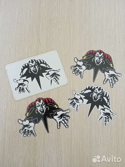 Наклейки на авто