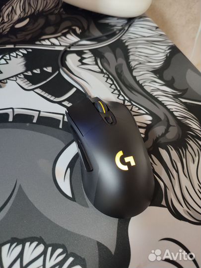 Logitech G403 hero