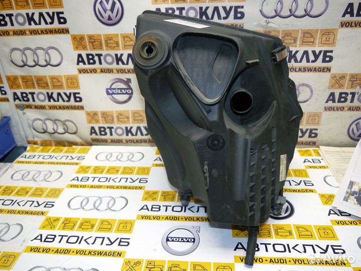Корпус воздушного фильтра Ауди A6 C6 А6 С6
