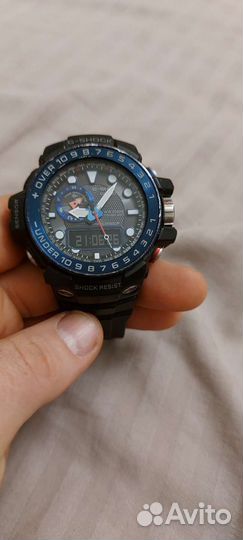 Японские наручные часы Casio G-shock GWN-1000B