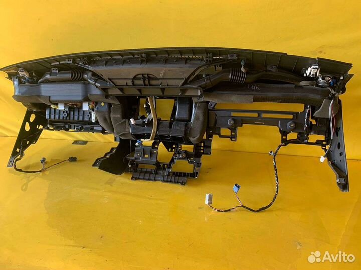 Торпедо, парприз Toyota Sequoia