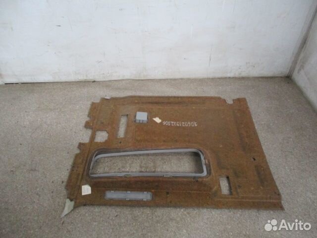 Обшивка боковой стенки левая MAN 81625716059