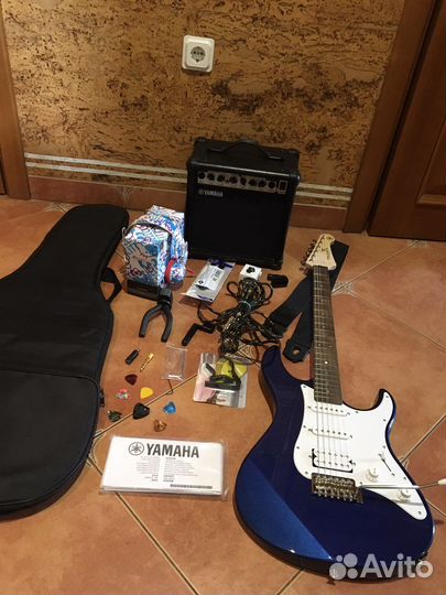 Электрогитара Yamaha Pacifica 012 комбо Yamaha +Кт