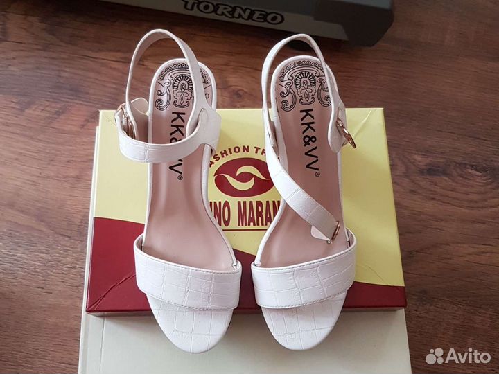 Босоножки женские 37 размер бу