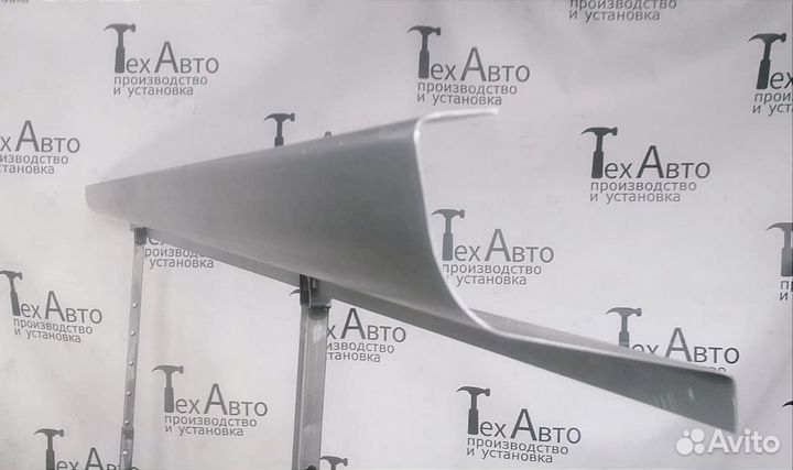 Пороги на Hyundai Elantra 3 поколение (XD) седан