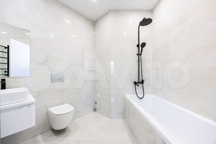 3-к. квартира, 109 м², 3/16 эт.