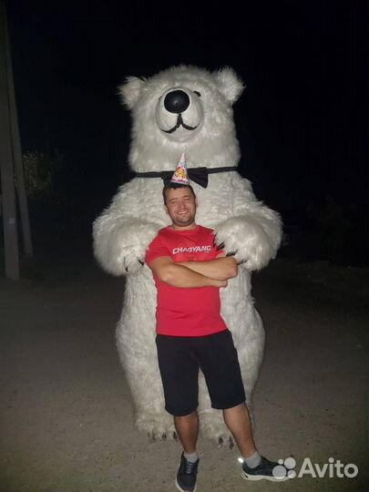 Выступление Белого Мишки