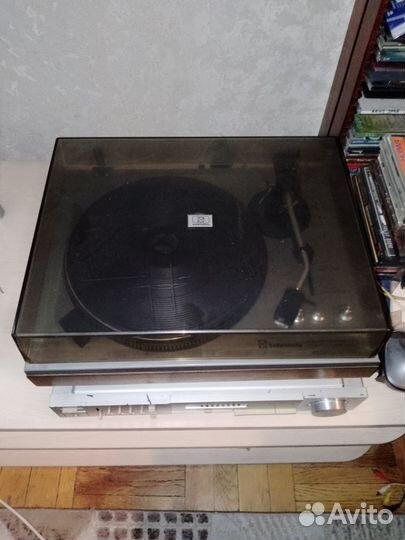 Виниловый проигрыватель radiotehnika