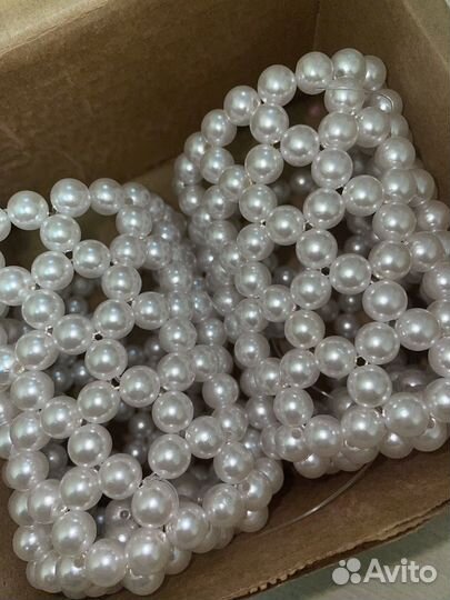 Подарок. Набор. Подставка из бусин