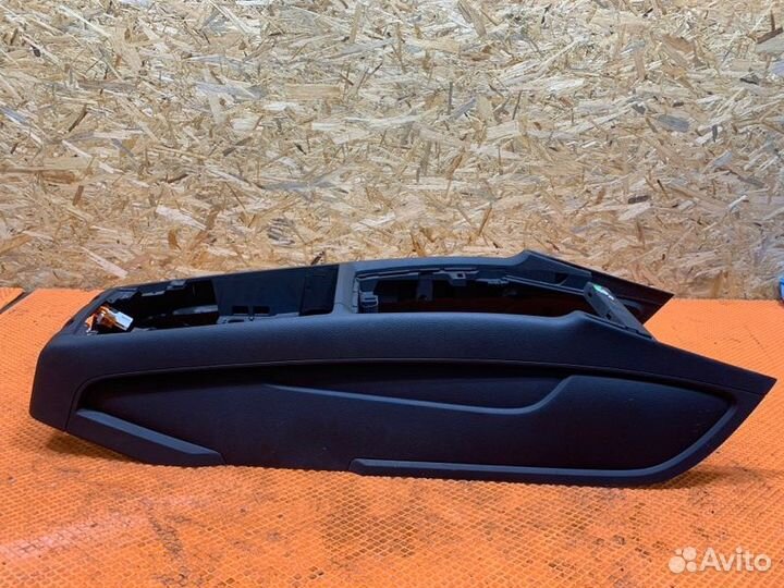 Консоль центральная Audi Q7 4L BHK 2009