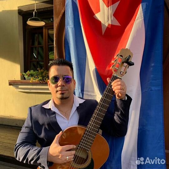 Кубинский музыкант на праздник, мероприятие