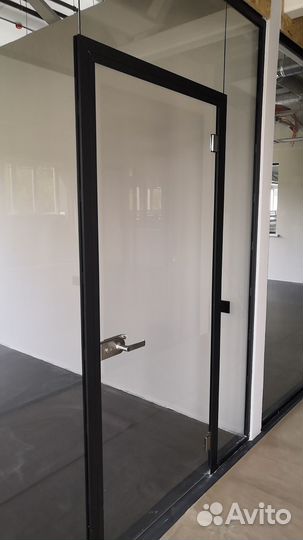 Перегородка стеклянная для офиса