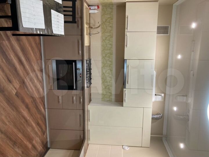 4-к. квартира, 125 м², 4/6 эт.