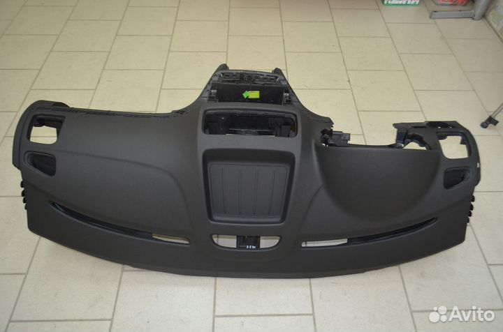 Торпедо панель приборов Шкода Етти