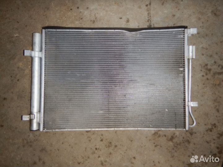 Радиатор кондиционера Hyundai Solaris 2 / Kia Rio