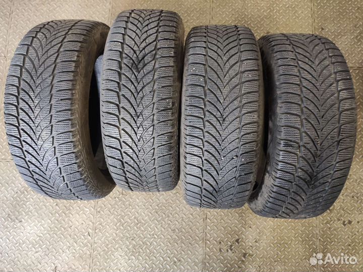 Goodyear UltraGrip Ice 2 205/55 R16 T
