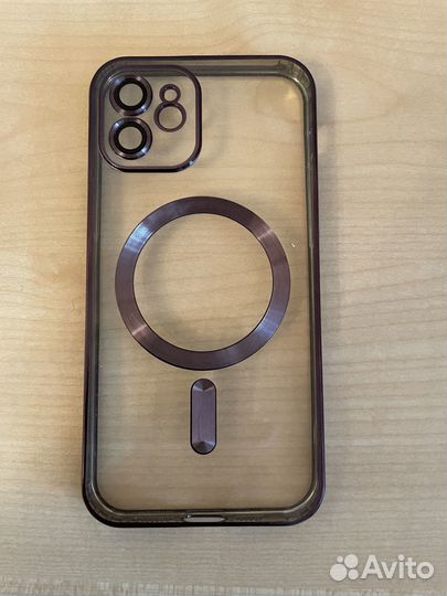 Чехол на iPhone 12