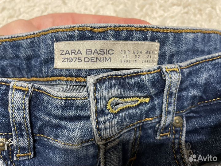 Джинсы Zara