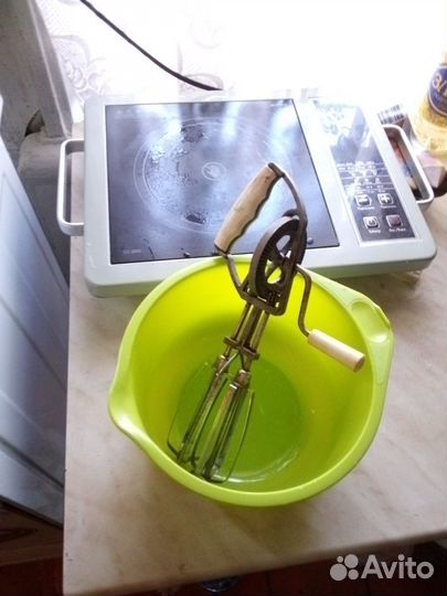 Миксер СССР ручной механический. Доставка