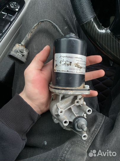 Моторчик дворников priora