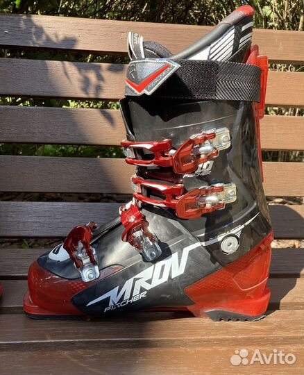 Горнолыжные ботинки ficher