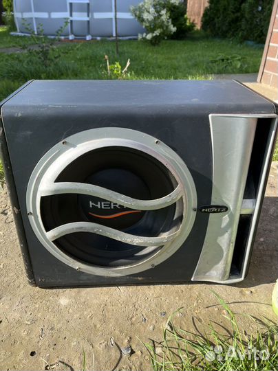 Мощный Сабвуфер hertz с усилителем