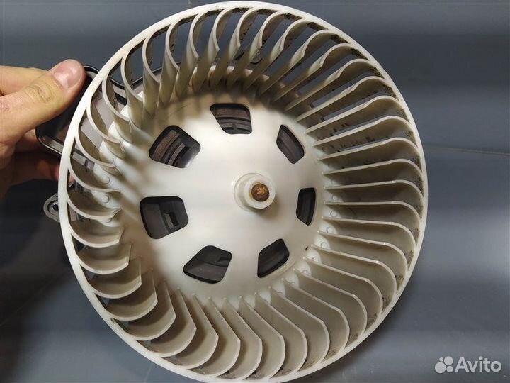 Моторчик печки Mercedes Ml-Class W164