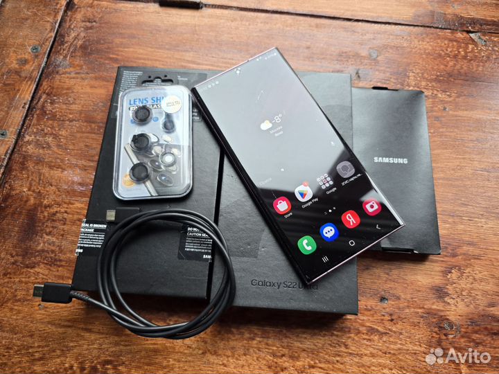 Samsung Galaxy S22 Ultra, 12/512 ГБ