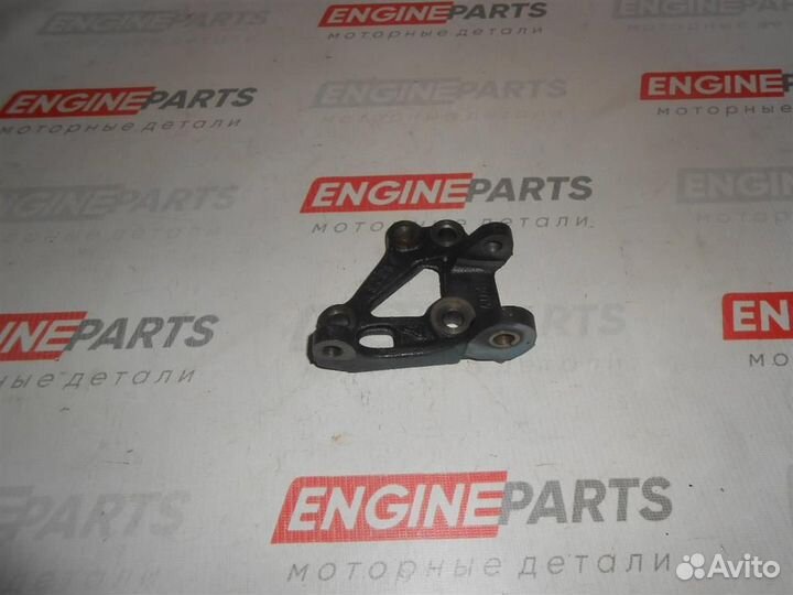 Кронштейн насоса гур Toyota Nadia SXN10(98-01)