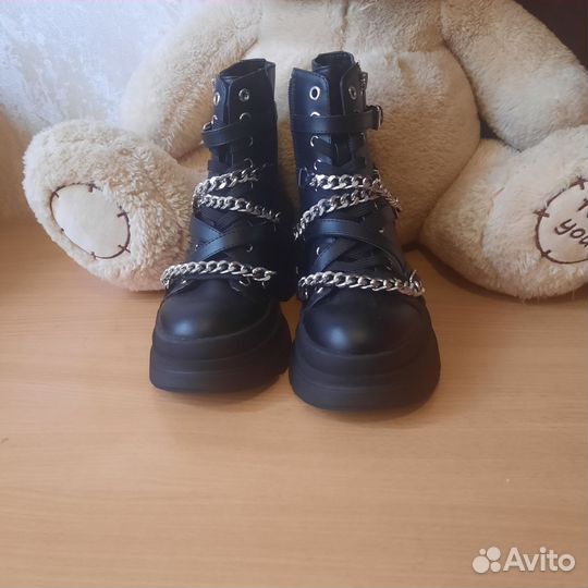 Ботинки демисезонные 35 размер