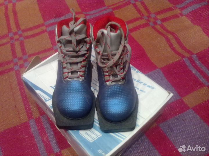 Ботинки лыжные 31р