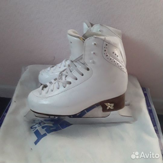 Фигурные коньки risport rf3 pro 220