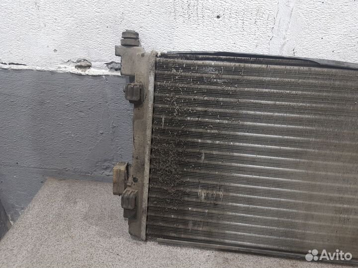 Радиатор охлаждения для 1.2 CGP Skoda Rapid