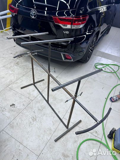 Стойка для оклейки бампера