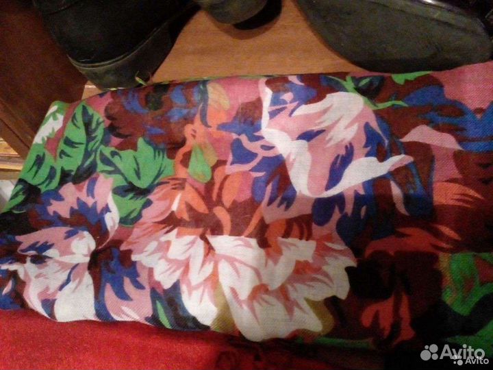 Шарфы и палантины