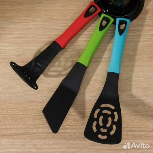 Набор кухонных принадлежностей Nadoba (новый)