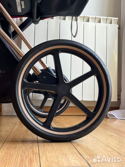 Прогулочная коляска Cybex Priam III