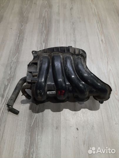 Коллектор впускной Kia RIO 3