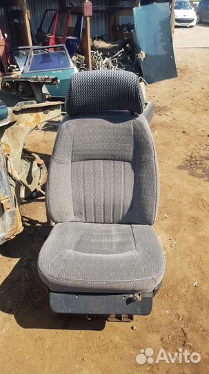 Сиденья Волга 3110