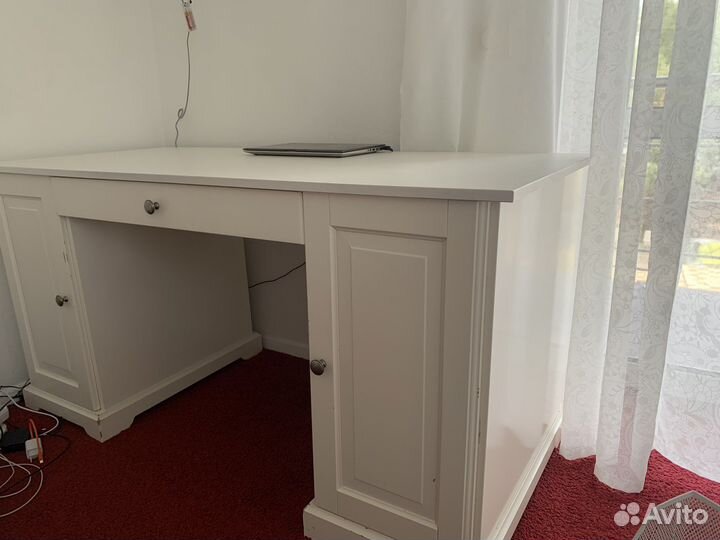 Письменный стол икеа