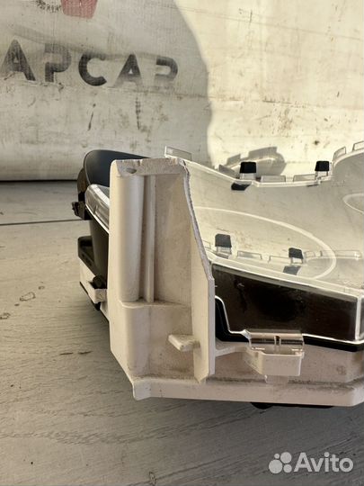 Toyota Rav4 XA50 Щиток приборов