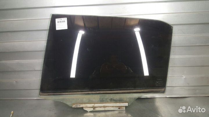 Стекло двери заднее левое Toyota Auris ZZE150