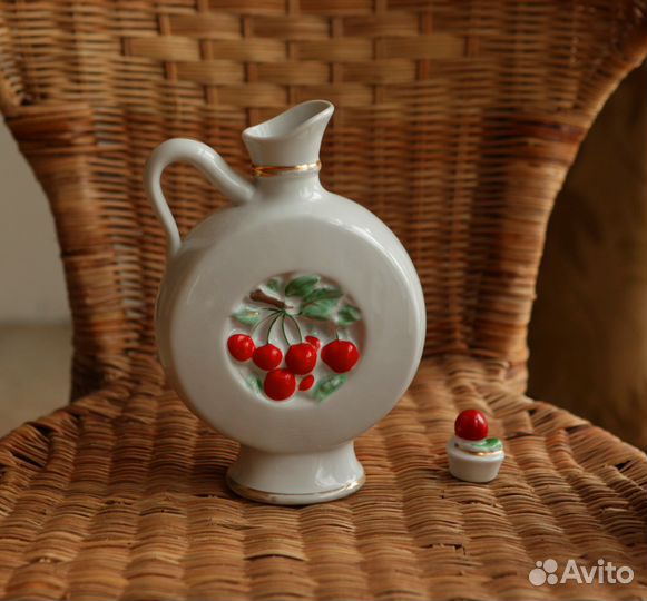 Графин Вишни