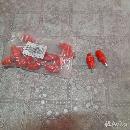 Нипельные поилки для птиц