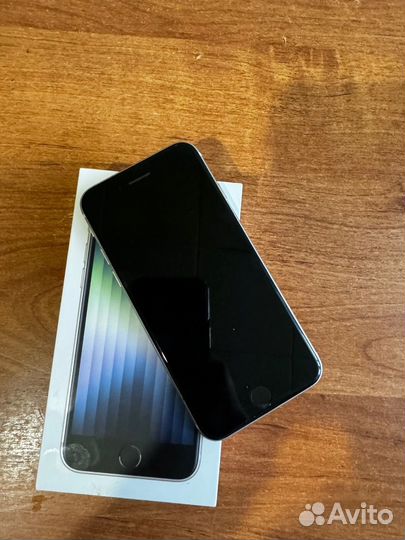 iPhone SE (2022), 128 ГБ