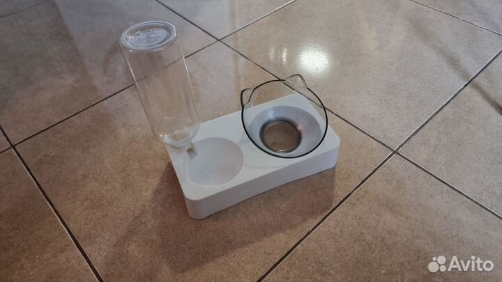 Миска для кота