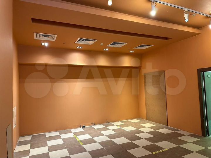 Сдам торговое помещение, 94.7 м²