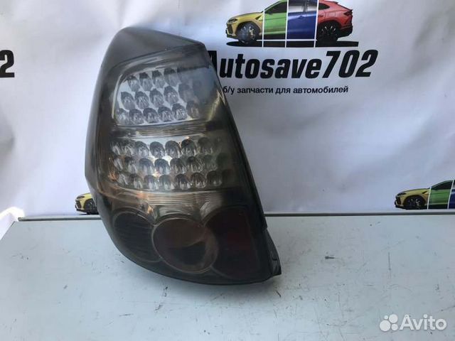 Фонарь задний правый Toyota Auris NRE150