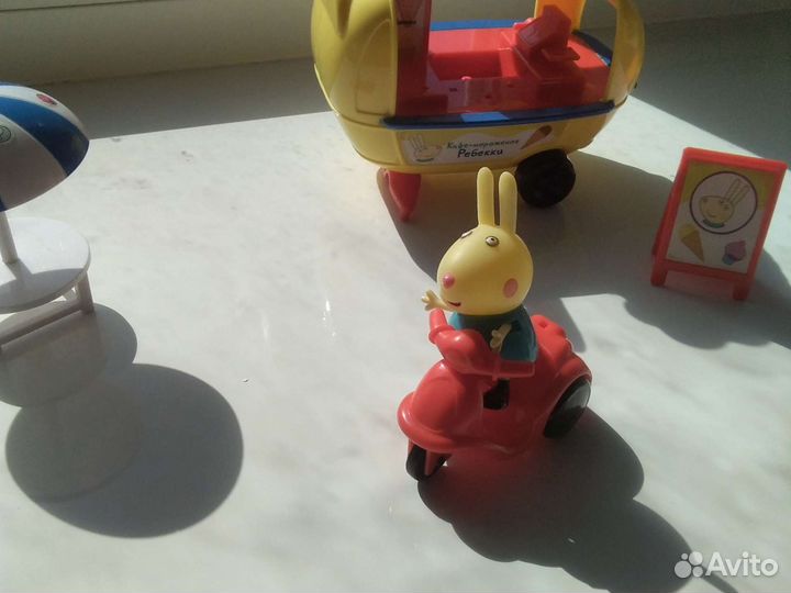 Игрушка из серии Свинка Пеппа 